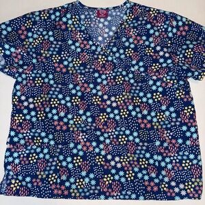 Divine Curves 3X Women’s Scrub Top Short Sleeves Polyester